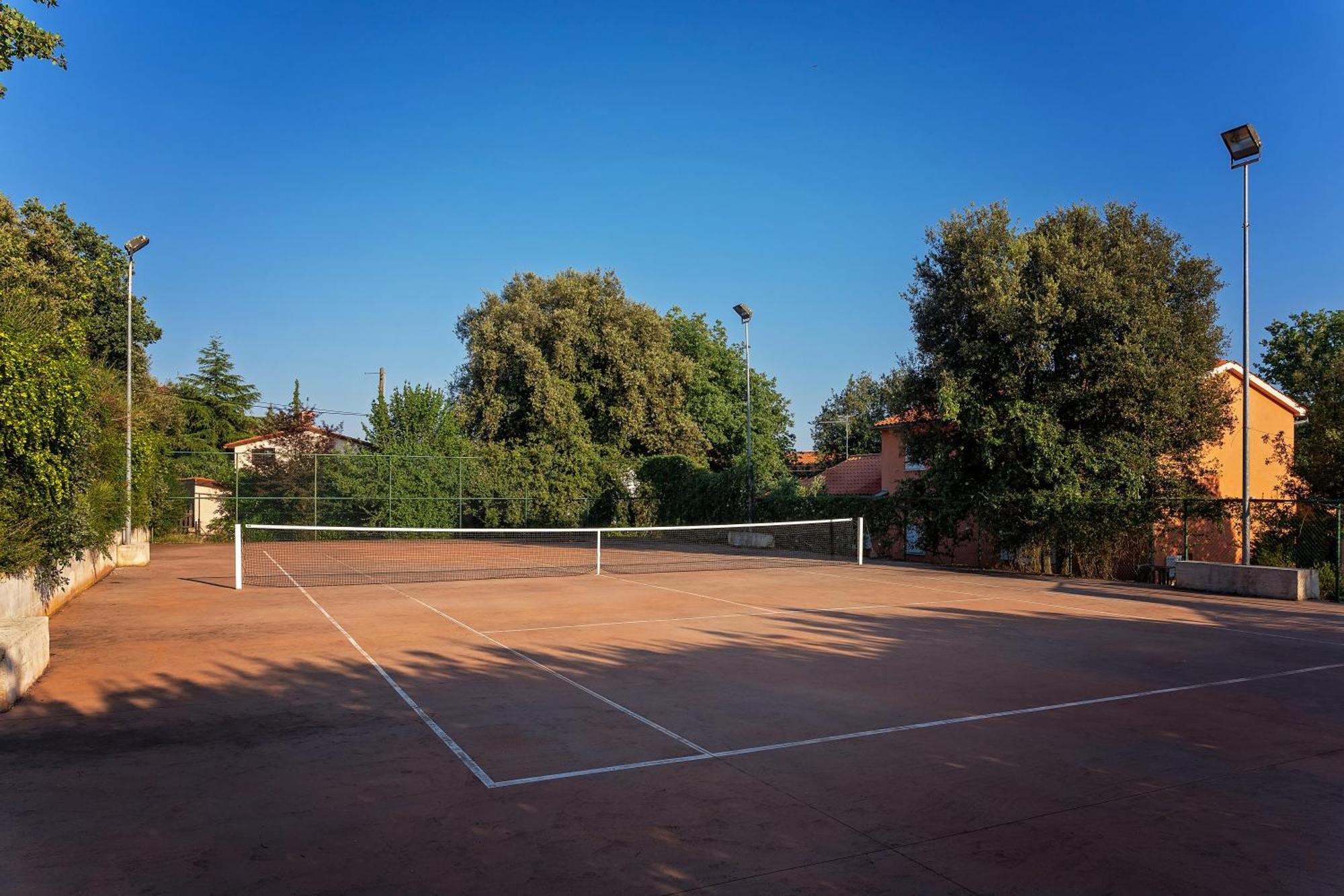 Guesthouse "Barboska" - Big Outdoor Swimming Pool & Private Tennis Court Vodnjan Bagian luar foto